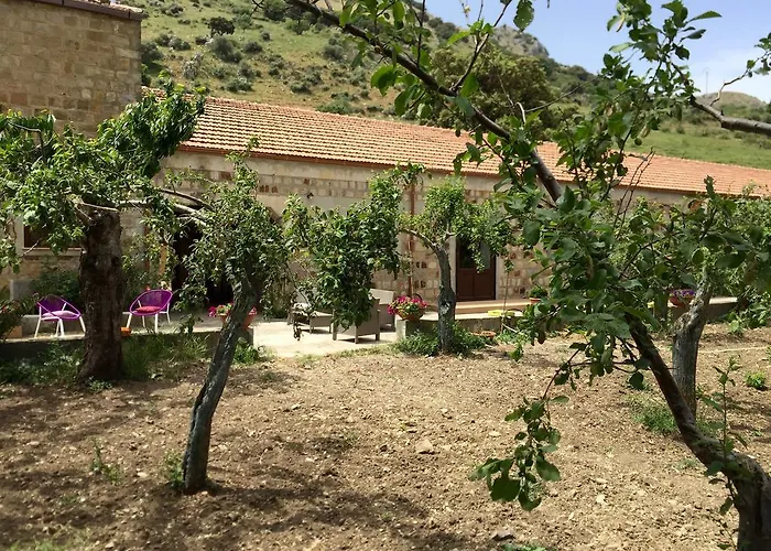 Alojamento de Turismo Rural Feudo Galefona *