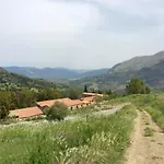 Feudo Galefona Feriegård Gratteri